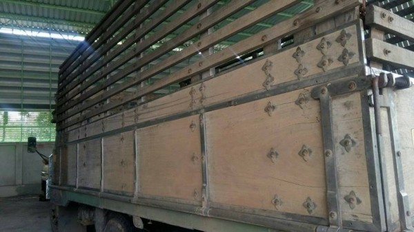 ขายหัวยาว เครื่อง175แรง สภาพพร้อมใช้งาน เอกสารพร้อมโอน สนใจโทร 090-8588220คุณนะ 093-3258446คุณบิว หรือเข้าดูสินค้าอื่นๆได้ที่ www.truck.in.th/498 หรือเพจFacebook ณรงค์ ซื้อขายรถมือสอง (เว็บไซต์ส่วนตัว) หรือFacebook ตลาดรถมือสอง คุณนะ