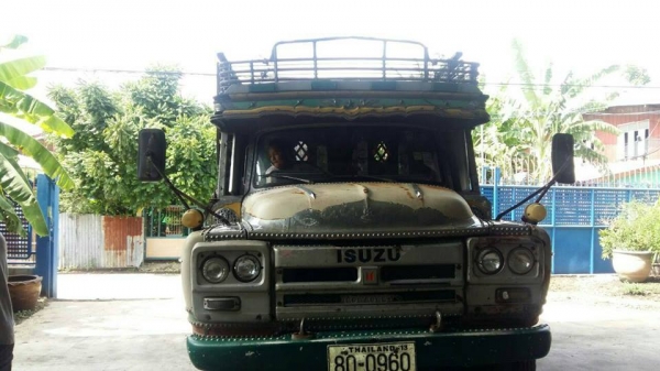 ขายหัวยาว เครื่อง175แรง สภาพพร้อมใช้งาน เอกสารพร้อมโอน สนใจโทร 090-8588220คุณนะ 093-3258446คุณบิว หรือเข้าดูสินค้าอื่นๆได้ที่ www.truck.in.th/498 หรือเพจFacebook ณรงค์ ซื้อขายรถมือสอง (เว็บไซต์ส่วนตัว) หรือFacebook ตลาดรถมือสอง คุณนะ