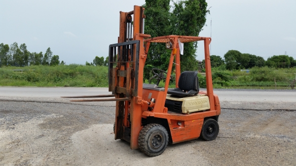 ขายด่วนรถยก TOYOTA 4FGยก1.5ตันเสาสูง3เมตรยางตันหน้าหลังรถนอกนำเข้ายังไม่เคยใช้งานในเมืองไทยเลย=รุ่นใหม่ขายถูกๆๆ