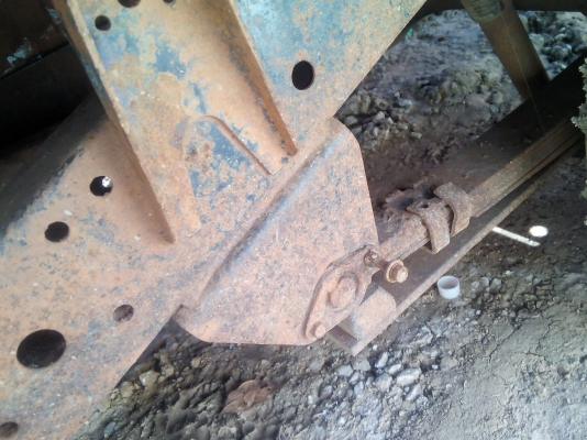 ลดสุดๆงดต่อรองวันนี้วันเดียวครับ รถยกพร้อมใช้ วินซ์2ตัน  เล่มทะเบียน ภาษีขาดปี54 ไม่มีชุดโอนขายคามนี้ครับ