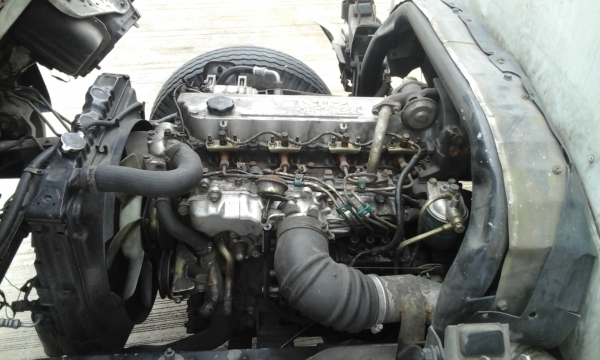 ขายรถหกล้อ ISUZU NPR 130 แรง