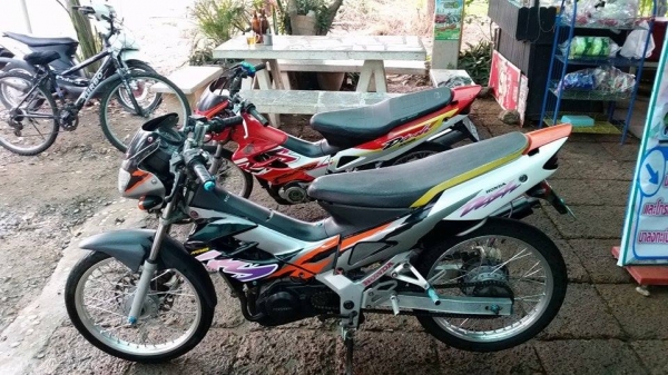 ขาย ฮอนด้าเเดช มีเล่มทะบียน+ชุดโอน ภาษีขาดเกิน 3 ปี(ต้องเอาไปจดใหม่) ค่าตัว 6000 บาท สนใจโทร.089-8054390 โอ๋ ลพบุรี ขาย ฮอนด้าเเดช มีเล่มทะบียน+ชุดโอน ภาษีขาดเกิน 3 ปี(ต้องเอาไปจดใหม่) ค่าตัว 6000 บาท สนใจโทร.089-8054390 โอ๋ ลพบุรี