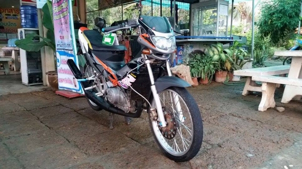 ขาย ฮอนด้าเเดช มีเล่มทะบียน+ชุดโอน ภาษีขาดเกิน 3 ปี(ต้องเอาไปจดใหม่) ค่าตัว 6000 บาท สนใจโทร.089-8054390 โอ๋ ลพบุรี ขาย ฮอนด้าเเดช มีเล่มทะบียน+ชุดโอน ภาษีขาดเกิน 3 ปี(ต้องเอาไปจดใหม่) ค่าตัว 6000 บาท สนใจโทร.089-8054390 โอ๋ ลพบุรี