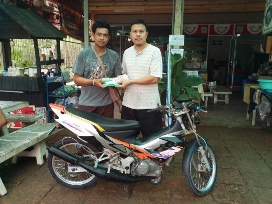 ขาย ฮอนด้าเเดช มีเล่มทะบียน+ชุดโอน ภาษีขาดเกิน 3 ปี(ต้องเอาไปจดใหม่) ค่าตัว 6000 บาท สนใจโทร.089-8054390 โอ๋ ลพบุรี