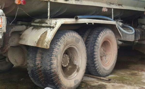 สิบล้อ แม่ลูก2เพา  อีซูซุ ยูโรทู 270 ปี46 บรรทุกน้ำ สภาพเดิมสวยพร้อมใช้งาน ทะเบียนพร้อมโอน ราคา1,250,000บ ต่อรอง