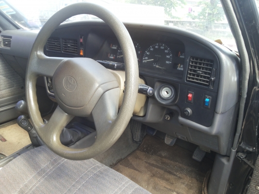 TOYOTA SR5 LN111ตัวประกอบนอก เครื่อง 3 L TOYOTA SR5 LN111ตัวประกอบนอก เครื่อง 3 L