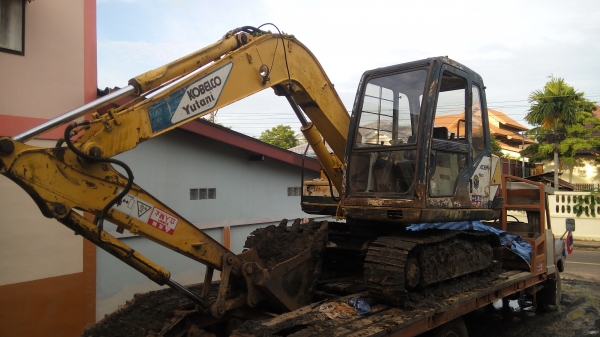 KOBELCO SK 60-3 KOBELCO SK 60-3
