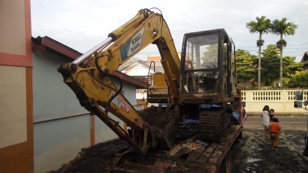 KOBELCO SK 60-3 KOBELCO SK 60-3