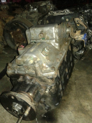 ขายเกียร์ HO//8 รอบ 2 เกียร์ดีสภาพสวย มืแก้มเกียร์