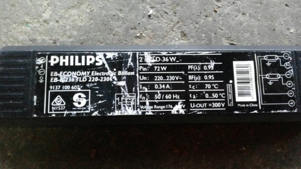 บัลลาสต์ไฟฟ้าอิเล็คทรอนิกส์ฟิลิปส์ ขนาด 36*2 W. ใช้ต่อได้พร้อมกันสองหลอด มือสอง(มีเยอะ )