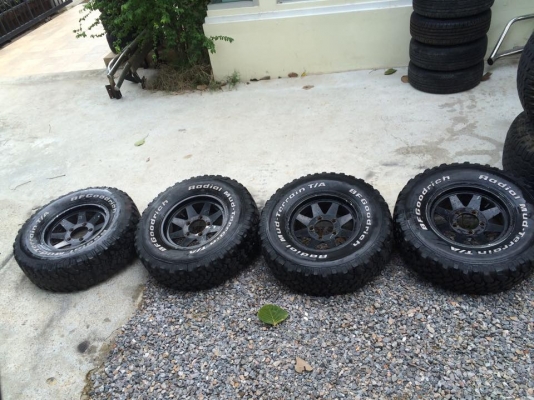 ขายล้อ asahi made in japan 15x6 et5 5รู139.7 ใส่เบี้ยน วีทาร่า jimny