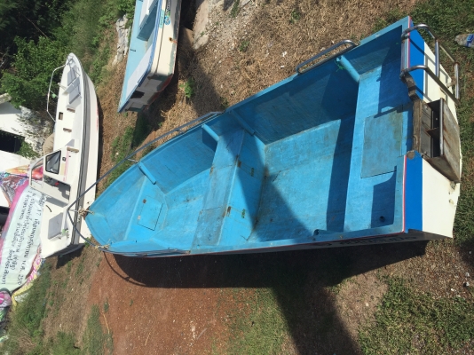 ขายเรือตกปลา 17ฟุต 32,000 บาท ขายเรือตกปลา 17ฟุต 32,000 บาท