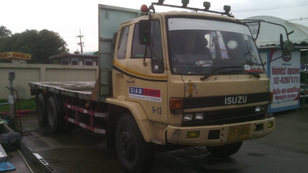 สิบล้อ อีซูซู 175 แรง 2เพา พื้นเรียบ ช่วงยาว 7ม สภาพดีสวยบางเดิมพร้อมใช้ ทะเบียนพร้อมโอน ราคา 590,000บ สิบล้อ อีซูซู 175 แรง 2เพา พื้นเรียบ ช่วงยาว 7ม สภาพดีสวยบางเดิมพร้อมใช้ ทะเบียนพร้อมโอน ราคา 590,000บ