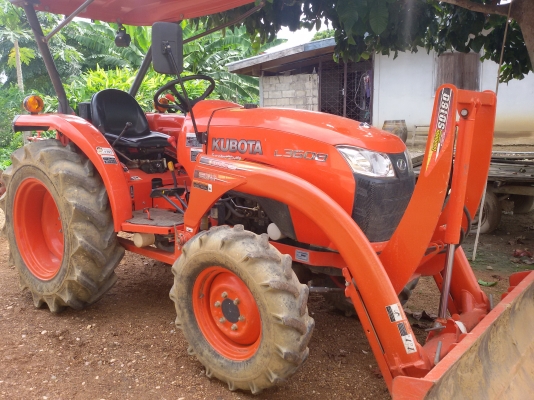 ปัญญาแทรคเตอร์..จัดมาให้ครับ ด่วน!!!คูโบต้า L3608 ทำงาน 441ชม.พร้อมใบมีดคานโค้ง พร้อมผานบุกตราช้าง22&times;4รถไร่สีเดิมๆจัดส่ง อ.ทรายทองวัฒนา จ.กำแพงเพชร