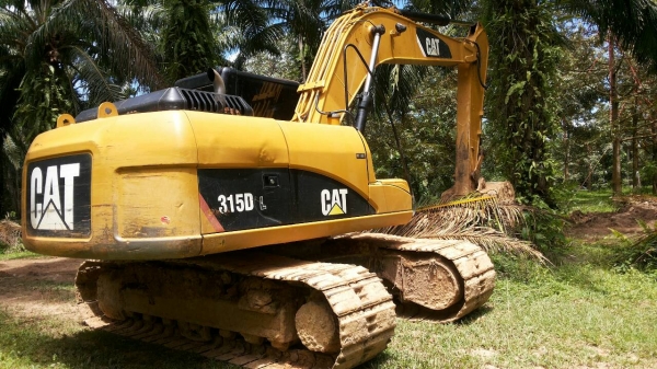 ขายรถชุด 3 คัน 1.CAT 315D 8000 ชม.เอกสารอินวอย 2.ISUZU FRR 210 แรงม้าปี 2554 ไมล์ 170000 กม.3.ISUZU FRR 190 แรงม้าปี 2554 ไมล์ 140000 กม.ราคา 3300000