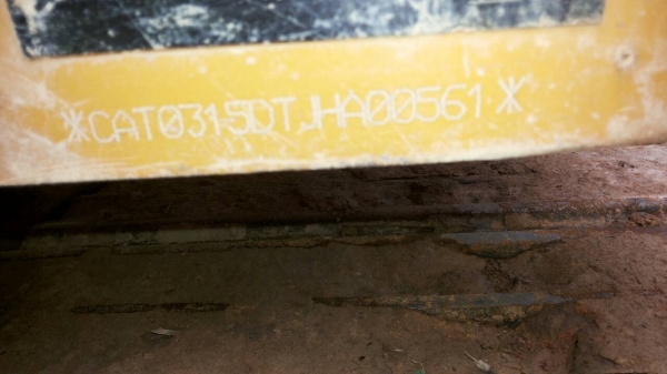 ขายรถชุด 3 คัน 1.CAT 315D 8000 ชม.เอกสารอินวอย 2.ISUZU FRR 210 แรงม้าปี 2554 ไมล์ 170000 กม.3.ISUZU FRR 190 แรงม้าปี 2554 ไมล์ 140000 กม.ราคา 3300000