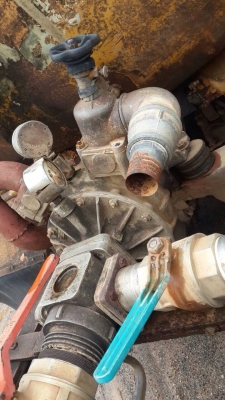 รถฮีโน่ 10 ล้อ บรรทุกน้ำ  KT - 920  / 185 แรงม้า.   สนใจติดต่อ  081 - 6079515