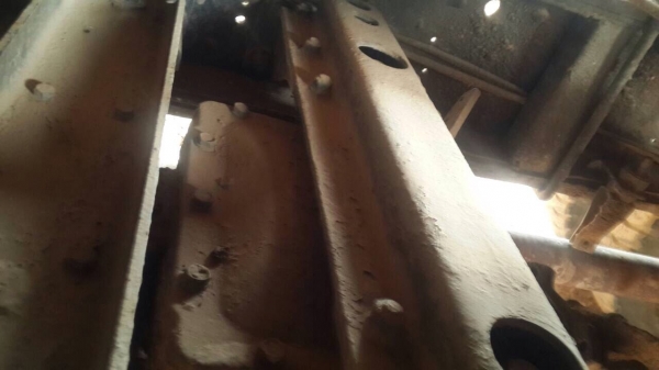 รถฮีโน่ 10 ล้อ บรรทุกน้ำ  KT - 920  / 185 แรงม้า.   สนใจติดต่อ  081 - 6079515