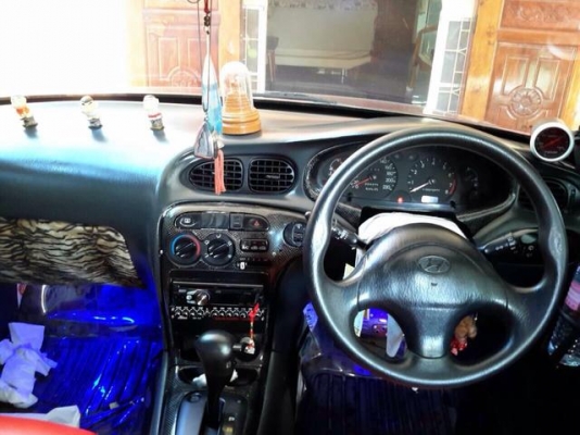 ฮุนได อีแลนตร้าแวน ปี97 เกียร์ออโต้ ติดแก๊ส สวยมาก กล็อฟ์ 0804465223