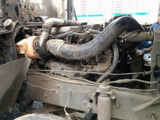 ขายรถบรรทุก 10 ล้อรั้วคอกเหล็ก MITSUBISHI FN527MA เครื่อง JO8C 260 แรงม้า 2 เพลา มีระบบลากพ่วง ราคา 550000