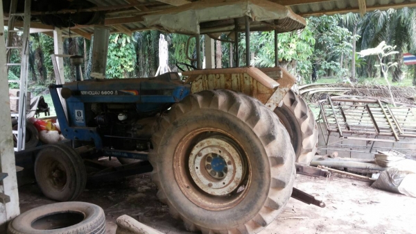 ขายรถไถ FORD 6600 เพลาเดียว เอกสารเล่มทะเบียน 3 จาน 7 จาน ใบมีดดันหน้า ราคา 280000