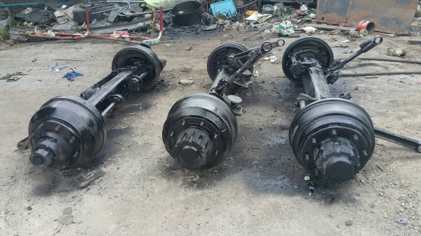 ขายเพลา หางพ่วง 3 ต้น 9500 ขายเพลา หางพ่วง 3 ต้น 9500