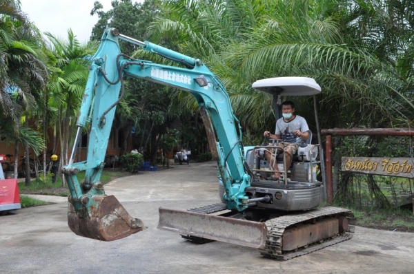 ขายแบคโฮ KOBELCO SK35SR ปั้มนิ้ว แทรคเหล็ก ครบๆ สวยเดิมจากญี่ปุ่น ทำงานสมบูรณ์ทุกระบบ รับรองไม่ผิดหวัง 360,000 เท่านั้น!!