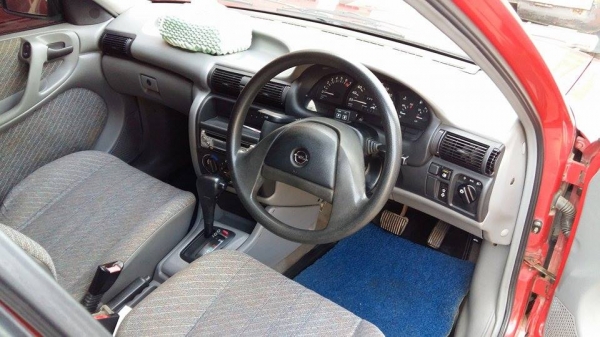 รถยนต์เก๋ง โอเปิล แอสตร้า 1600 ซีซี. ราคา 48000 บาท รถยนต์เก๋ง โอเปิล แอสตร้า 1600 ซีซี. ราคา 48000 บาท