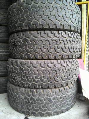 ยางBF ALL 37-12.5-15  ติดล้อนอกมา สวยๆ 1ชุดครับ