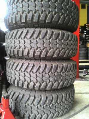 ยางDEESTONE MT 265-75-16 สภาพป้ายแดงพร้อมล้อ 1ชุด ถูกๆ