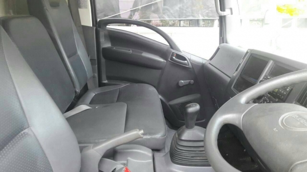 หกล้อ อีซูซุ NPR150 ปี56 ช่วงยาว5ม.สภาพสวยบางเดิมพร้อมใช้ ทะเบียนพร้อมโอน