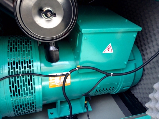 เครื่องปั่นไฟ160kva.cummins USA.รับประกัน12เดือน(มีสินค้าพร้อมส่ง)