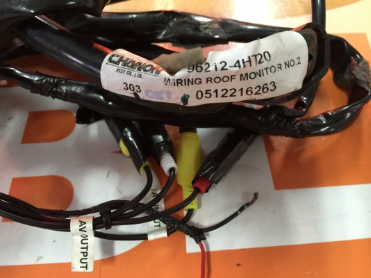 ขายวิทยุ HYUNDAI H1- (2 DIN) - 4HT20 พร้อมจอ10" พับไฟฟ้า ขายวิทยุ HYUNDAI H1- (2 DIN) - 4HT20 พร้อมจอ10" พับไฟฟ้า