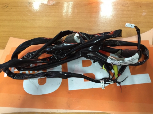 ขายวิทยุ HYUNDAI H1- (2 DIN) - 4HT20 พร้อมจอ10" พับไฟฟ้า ขายวิทยุ HYUNDAI H1- (2 DIN) - 4HT20 พร้อมจอ10" พับไฟฟ้า