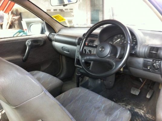 OPLE 2 ประตูสภาพดี