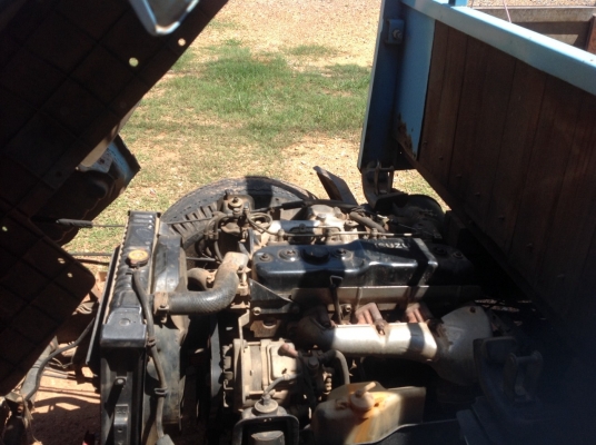 NKR 110 แรง ปี  36  รถตามภาพ  ราคา  285,000 บาท