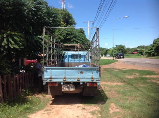 NKR 110 แรง ปี  36  รถตามภาพ  ราคา  285,000 บาท