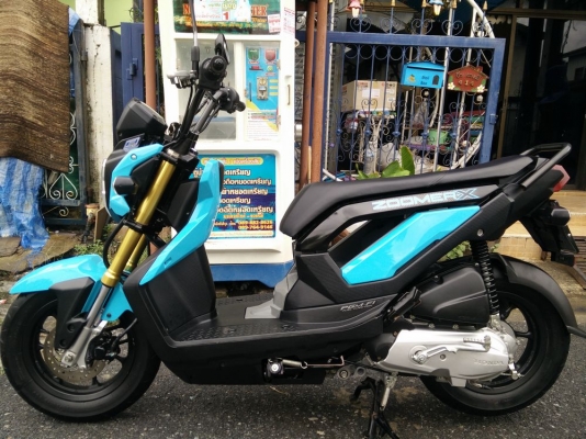 HONDA ZOOMER X ตัวใหม่ไมล์แดง รถปี2015รถ6เดือนวิ่ง3xxxโล สีเทรนใหม่ สวยเท่ห์ พร้อมใช้งาน