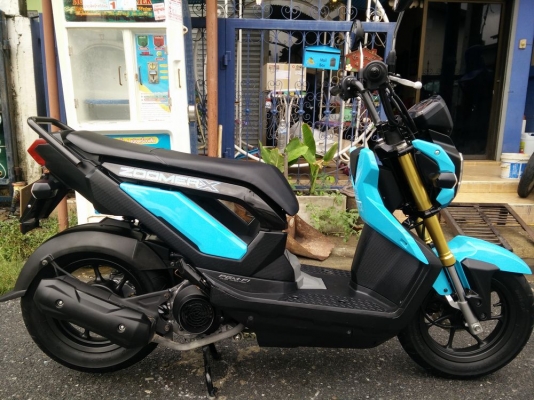 HONDA ZOOMER X ตัวใหม่ไมล์แดง รถปี2015รถ6เดือนวิ่ง3xxxโล สีเทรนใหม่ สวยเท่ห์ พร้อมใช้งาน