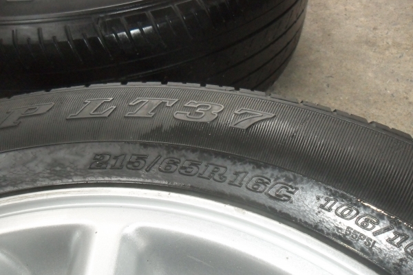 ล้อแม็ก 16นิ้ว 6รู อีซูสุ พร้อมยาง สวยๆ 4 ล้อ ราคา 7900 บาท