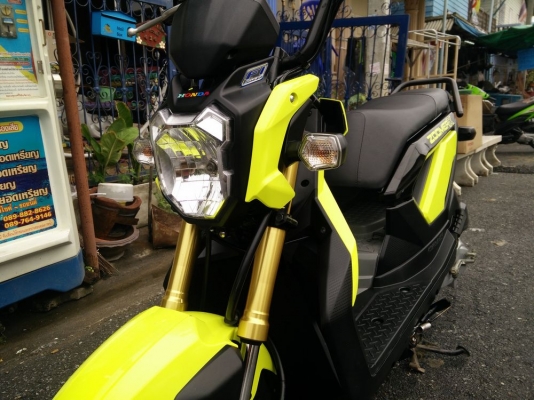 HONDA ZOOMER X ตัวใหม่ไมล์แดง รถปลายปี2014วิ่ง2xxxโล สีเหลืองมะนาว สวยเปรี้ยวไม่ซ้ำใคร พร้อมใช้งาน