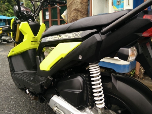 HONDA ZOOMER X ตัวใหม่ไมล์แดง รถปลายปี2014วิ่ง2xxxโล สีเหลืองมะนาว สวยเปรี้ยวไม่ซ้ำใคร พร้อมใช้งาน