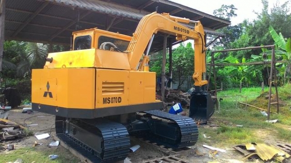 MITSUBISHI  MS 70D  เก่านอก ไม่เคยใช้งานในไทย  ราคา  350,000 บาท