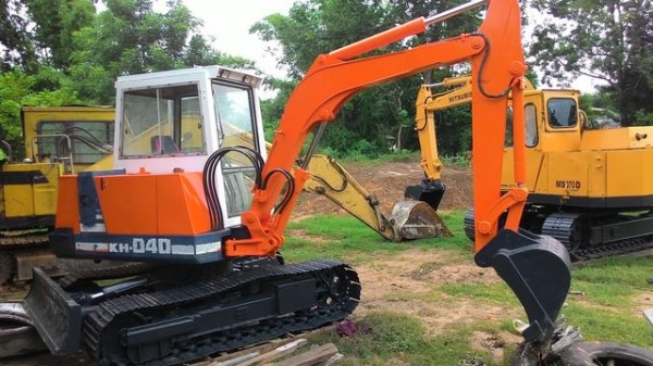 kubota kh 040  pc 40   ยังไม่เคยใช้งานในไทย  ราคา  275,000 บาท