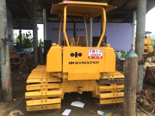 ขายD2-3 สภาพสวย พร้อมใช้งาน เครื่องดีช่วงล่างดี ใบเเท็กเต็ม ราคาต่อรองได้