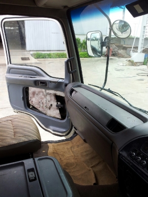 ขายรถบรรทุก10ล้อ มีเครน