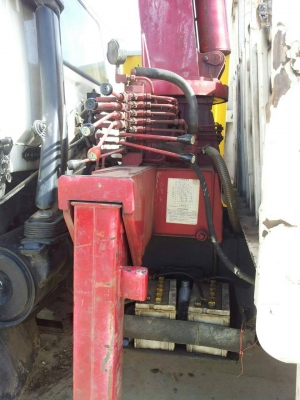 ขายรถบรรทุก10ล้อ มีเครน