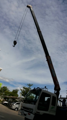 ขายรถบรรทุก10ล้อ มีเครน