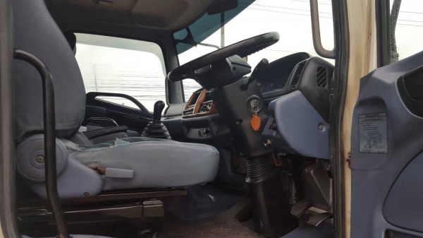 ขาย HINO MEGA 220 แรงม้า แทงค์น้ำมัน 16000 ลิตร ขาย HINO MEGA 220 แรงม้า แทงค์น้ำมัน 16000 ลิตร