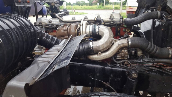 ขาย HINO MEGA 220 แรงม้า แทงค์น้ำมัน 16000 ลิตร ขาย HINO MEGA 220 แรงม้า แทงค์น้ำมัน 16000 ลิตร